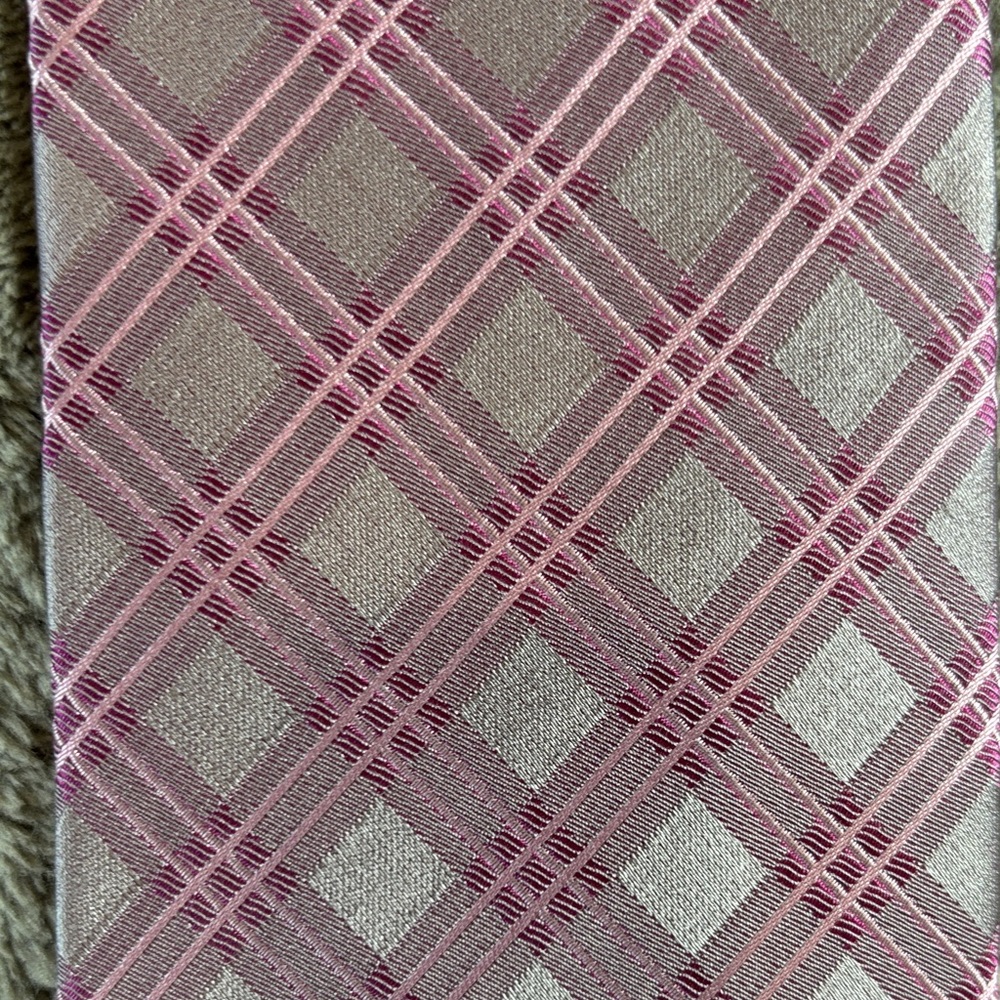 Assorted Tie Collection - Picture 8 of 10